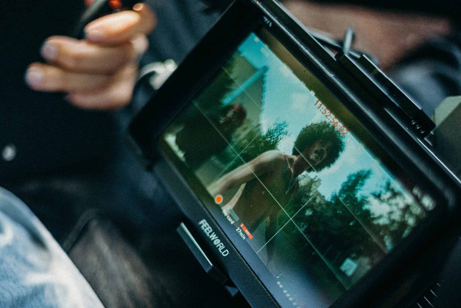 pexels-cottonbro-5274483